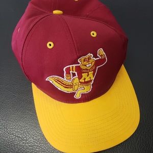 Vintage Minnesota Gophers Snapback Hat